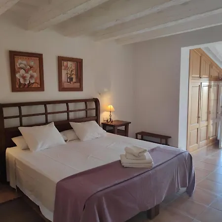 Gemuetliches In Alaior Mit Privatem Pool Cala En Porter (Menorca)